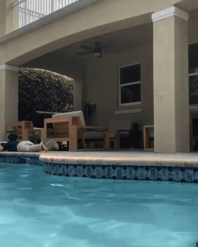 Hot Girls In Hot GIFs