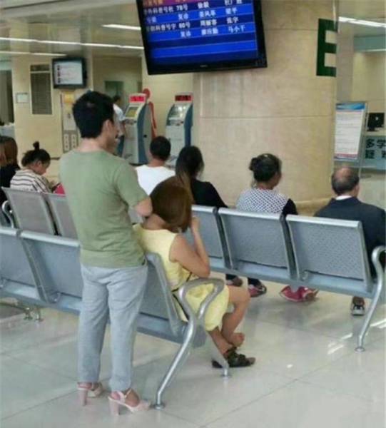 These Men Have To Get Some Kind Of Award For Their Relationship Skills