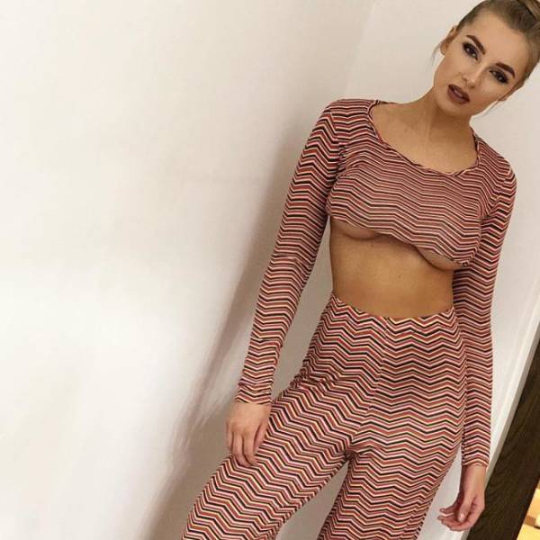 Get Ready For Some Tasty Underboob Pics