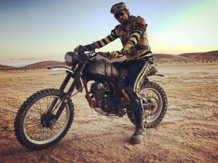 Welcome To “Wasteland”, Where Everything Is From “Mad Max”