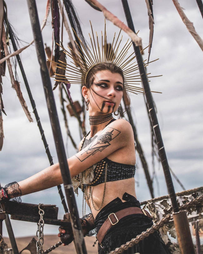 Welcome To “Wasteland”, Where Everything Is From “Mad Max”