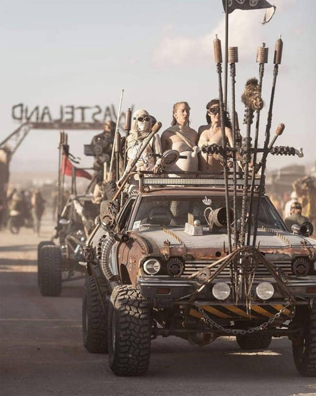Welcome To “Wasteland”, Where Everything Is From “Mad Max”
