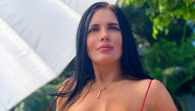 This Woman Just Can’t Stop Enlarging Her Breasts…