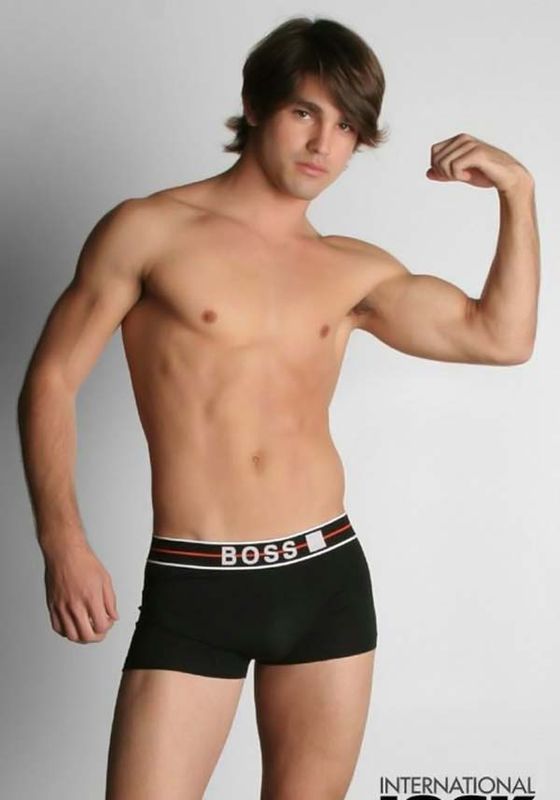 A little surprise for the ladies (49 pics)