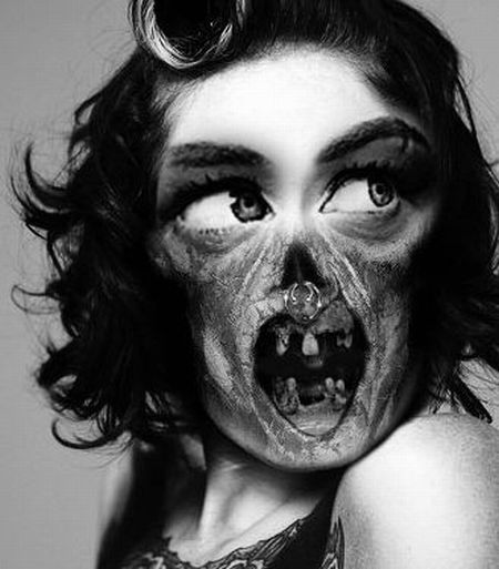 Scary faces (26 pics)