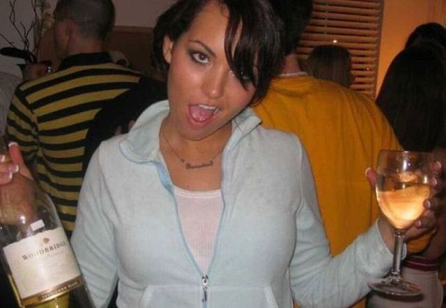 Girls on Friday and Saturday (21 pics)