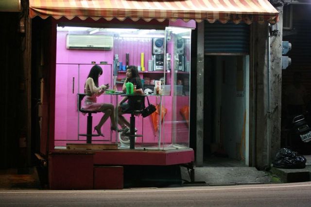 Incredible Taiwanese culture - Betel nut girls (53 pics)