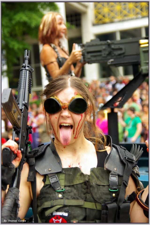 Cosplay girls from Dragon Con (41 pics)