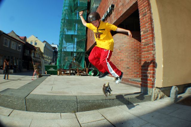 Pictures sent by users (52 pics)