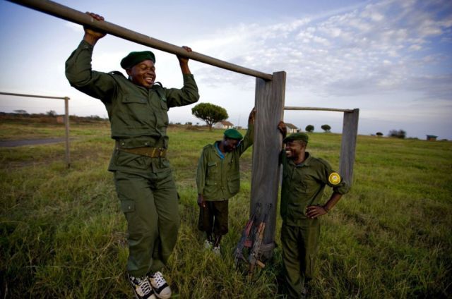 Life, death and money of mafia in the Congo (58 pics)