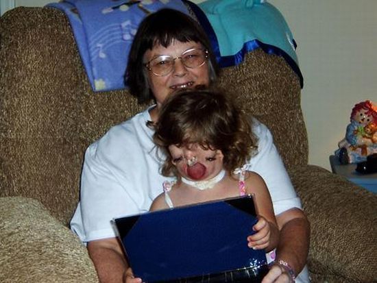 Girl Without a Face (19 pics + 1 video)