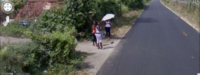 Prostitutes Spotted on Google Street View (24 pics)