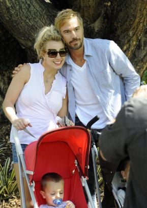 Curiosities and bonus pictures