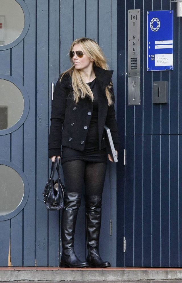 Geri Halliwell (7 pics)