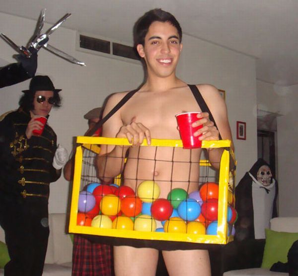 WTF Costumes (45 pics)