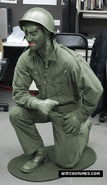 WTF Costumes (45 pics)