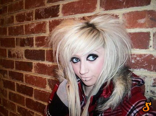 Do Emo Girls Appeal You? (75 pics)