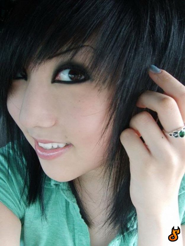 Do Emo Girls Appeal You? (75 pics)
