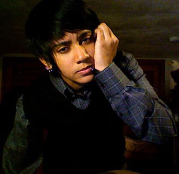 Is It Justin Bieber or a Lesbian Looking Like Him? (25 pics)