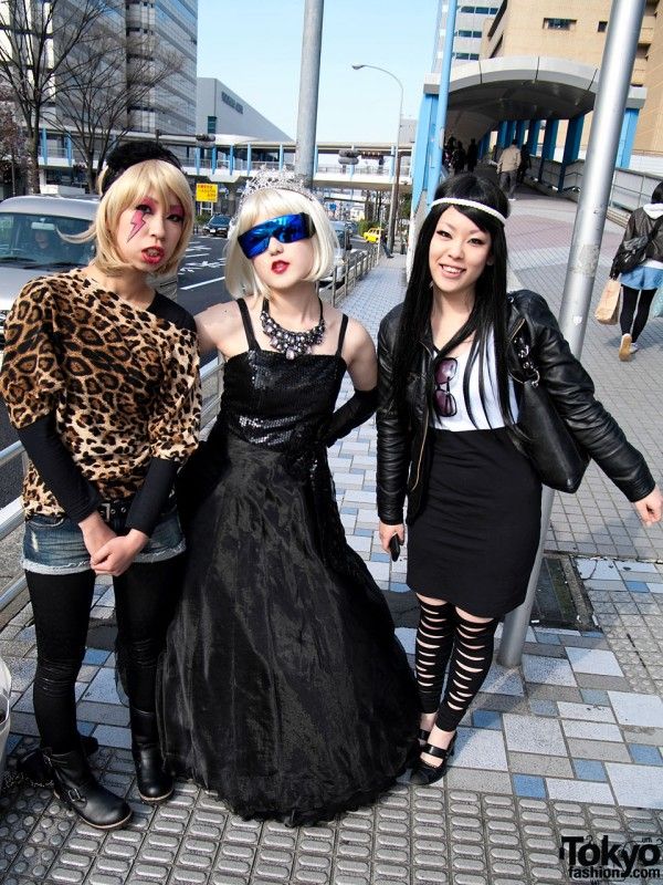 Gagamania in Tokyo (79 pics)