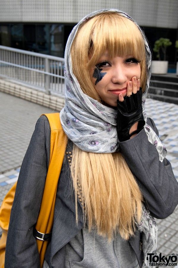 Gagamania in Tokyo (79 pics)