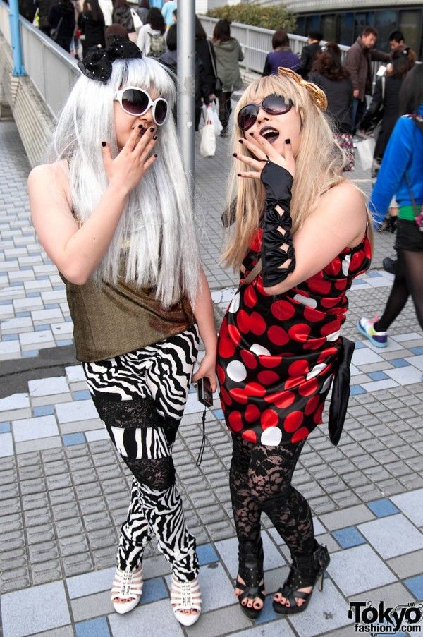 Gagamania in Tokyo (79 pics)