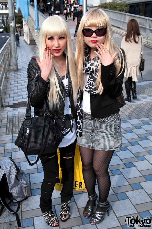 Gagamania in Tokyo (79 pics)