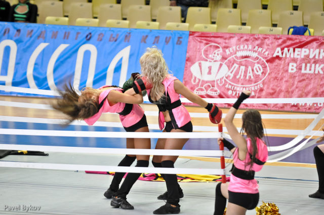 Russian Cheerleading Championship 2010 (38 pics) Russian Cheerleading Championship 2010 (38 pics)