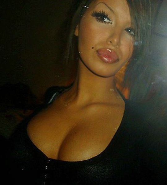 Silicone “Dolls” (72 pics)