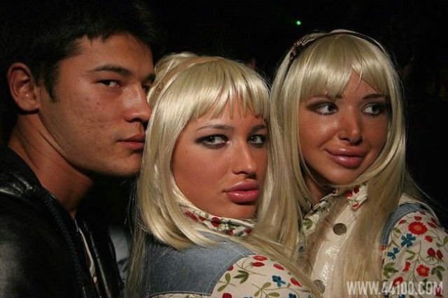 Silicone “Dolls” (72 pics)