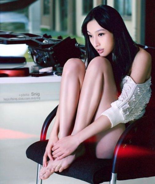 Hot Long-Legged Asian Girls (20 pics)