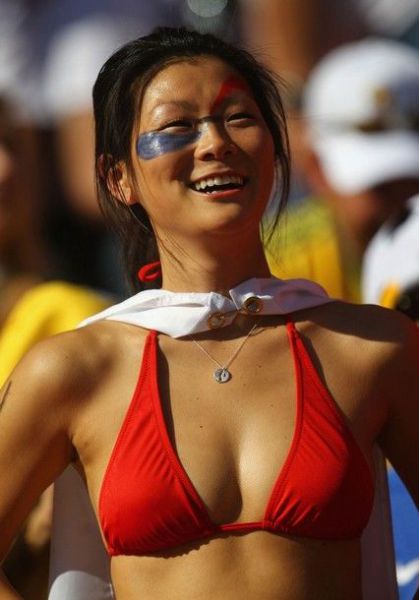 Female World Cup Fans (74 pics) Female World Cup Fans (74 pics)