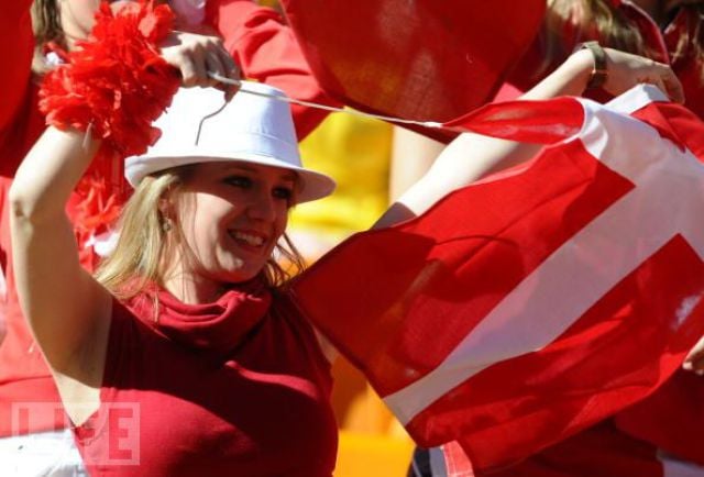 Female World Cup Fans (74 pics) Female World Cup Fans (74 pics)