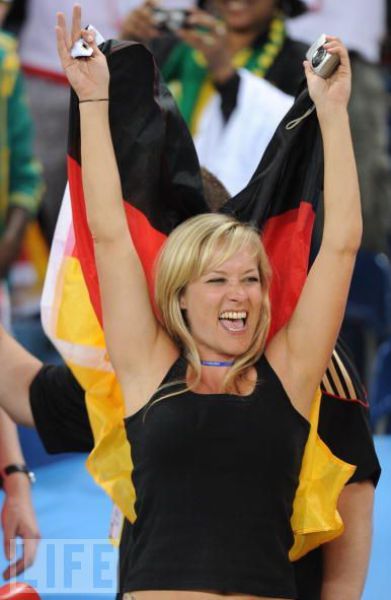 Female World Cup Fans (74 pics) Female World Cup Fans (74 pics)
