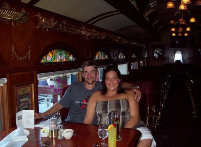 What Junk Food Does to Girls (10 pics)