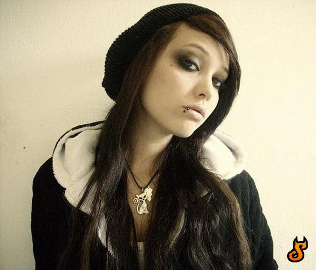 New Selection with Emo Girls (35 pics)