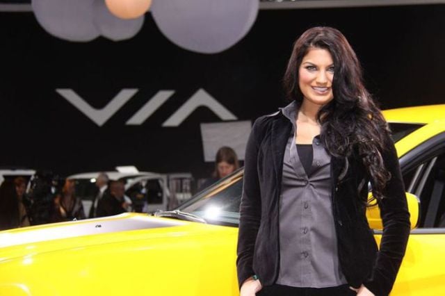 Detroit Auto Show Babes