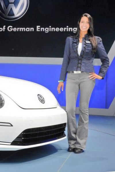 Detroit Auto Show Babes