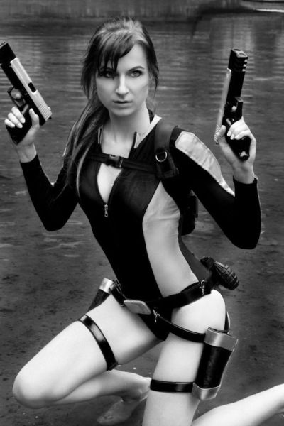 Beautiful Tomb Raider Cosplayers