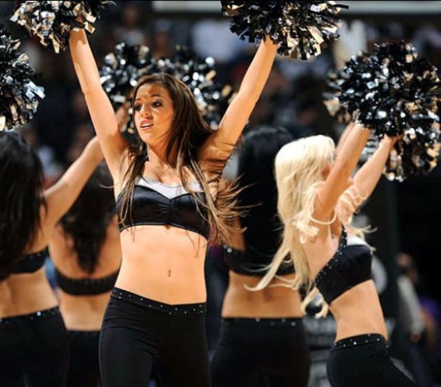 Spurs Cheerleaders Are Easy on the Eye