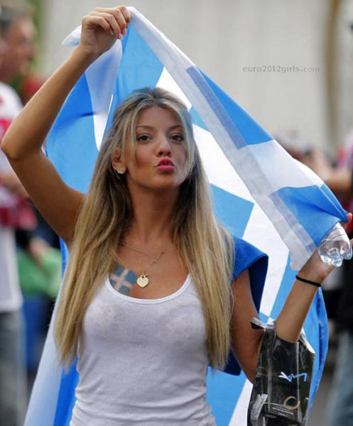 Euro 2012’s Gorgeous Female Fans