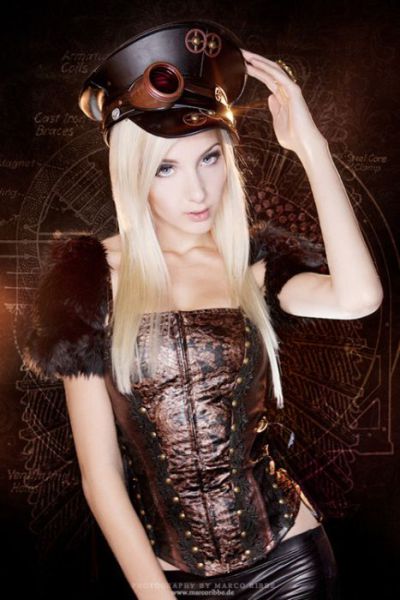 Steampunk Cosplay Hotties
