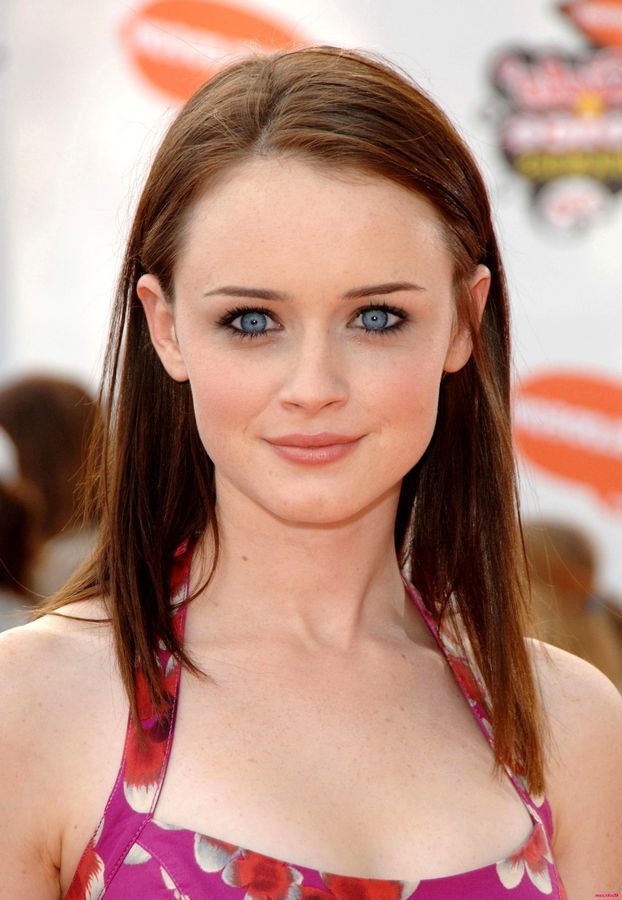 There Are Beautiful Girls Here: Part 7