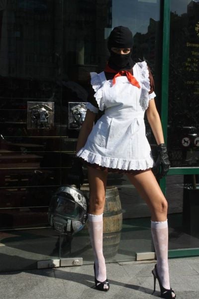 This Motorcycle Chick Is Really Steamy