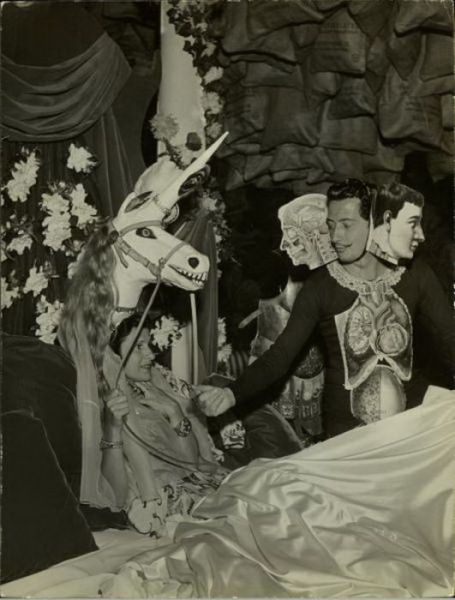 Rare Photographs of Celebrities. Part 21