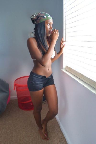 These Black Hotties Are a Treat for the Eyes