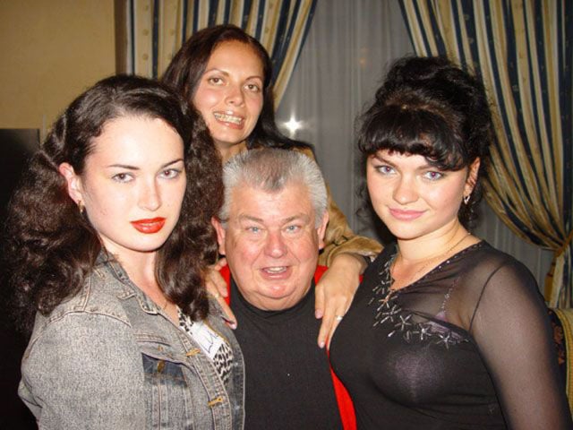 Guess Which One of Them Is Rich