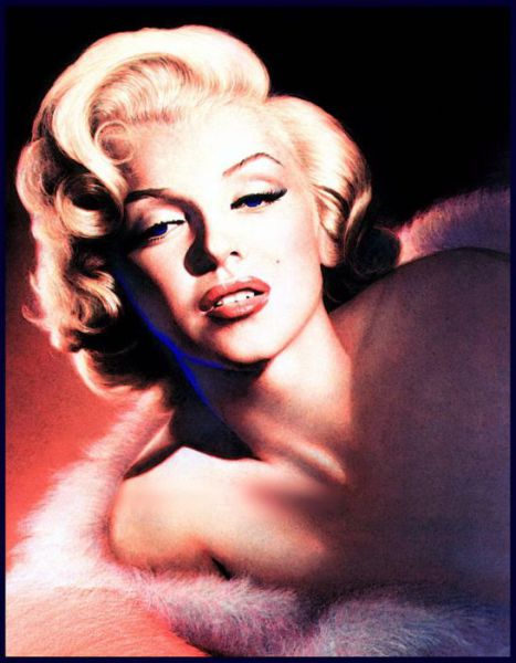 Pop Culture Pin Up Girls Still Sizzle With Sex Appeal