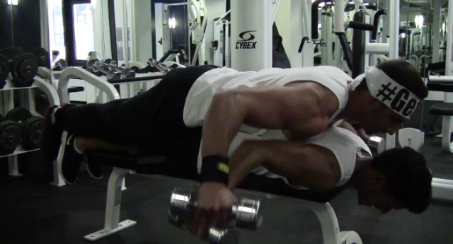 Hilarious Gym Moments Caught on Camera