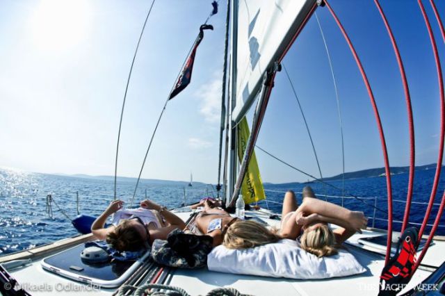 The Best Part of Yacht Week Is the Bikini Babes